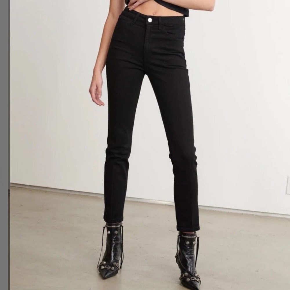 AG the Stevie Ankle Slim Straight in Black Shine